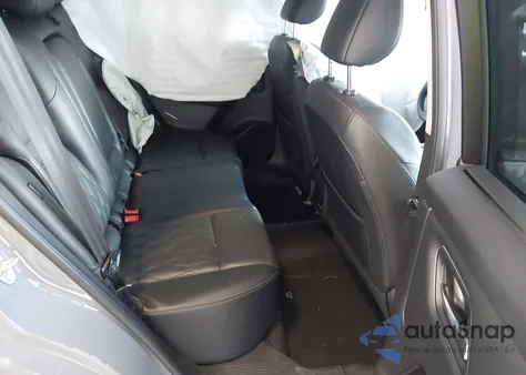 2024 Nissan Rogue Platinum Fwd z USA, uszkodzony, nr VIN JN8BT3DC7RW071796